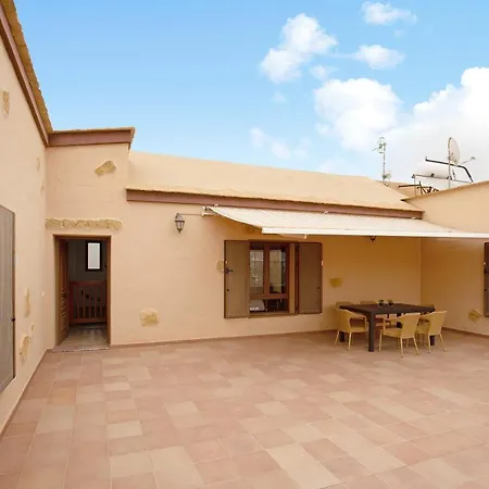Holiday home Casa Alfonsa Casillas del Angel